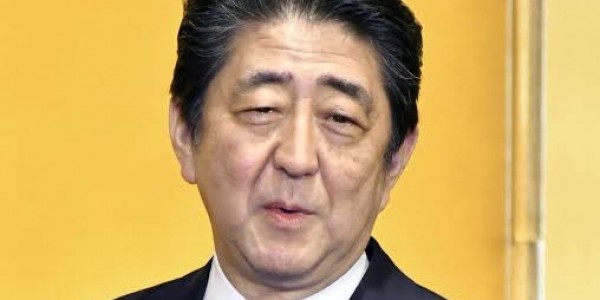 Bertemu Rouhani, Shinzo Abe Minta Iran Berperan Aktif