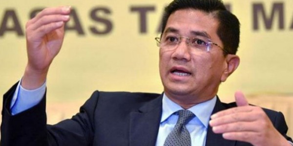 Menteri Ekonomi Malaysia Bantah Dirinya Dalam Video Sesama Jenis