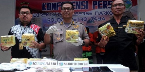 Polda Metro Jaya Sita 10,4 Kg Sabu dari 5 Pengedar Narkoba di Jakarta