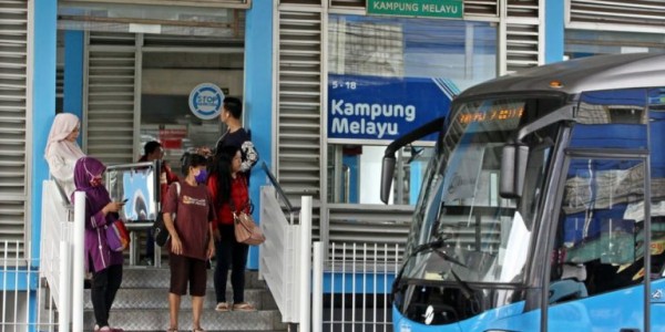 PT Transjakarta Cek Penyebab Bus Terbakar di Pasar Baru