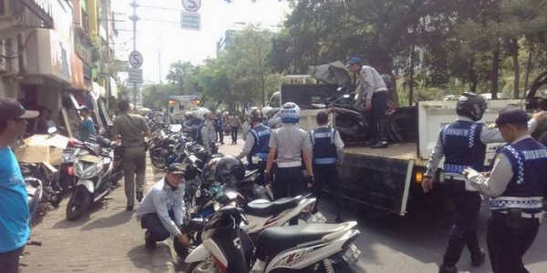 Agar Tak Macet, Parkiran Kawasan Pecinan Glodok Bakal Ditata