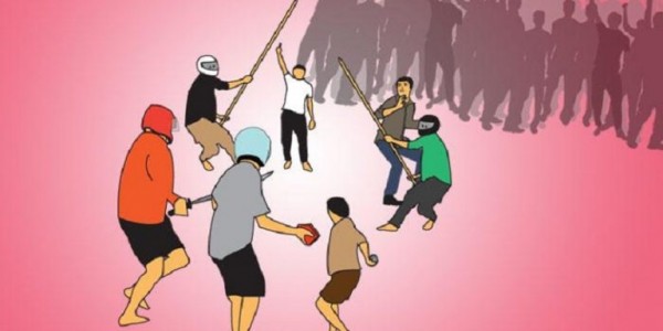 Tawuran Dua Kelompok Massa di Pasar Rumput, Halte TransJakarta Dirusak