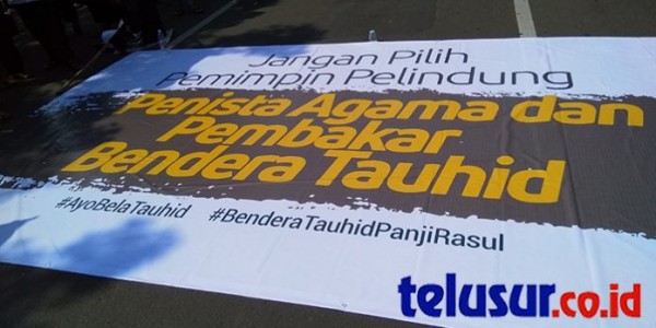 Massa Serukan Tidak Pilih Pemimpin Pelindung Pembakar Bendera Tauhid