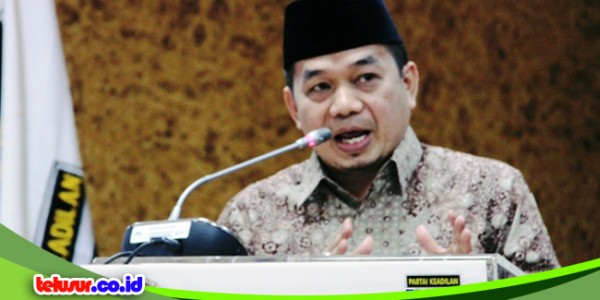 Fraksi PKS DPR Serahkan Bantuan Untuk Korban Gempa di Lombok