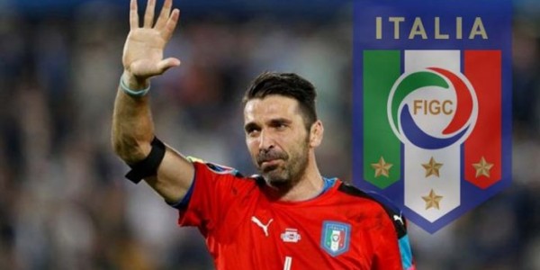 Tinggalkan Juve, Buffon Mewek