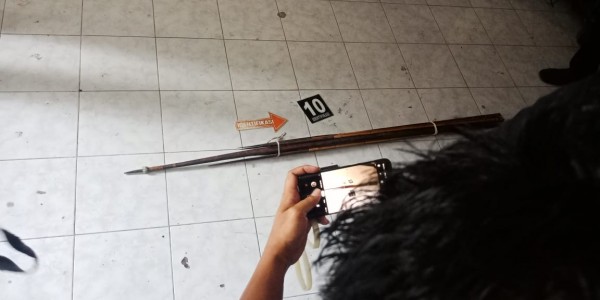 Di Asrama Mahasiswa Papua, Aparat Temukan Bom Molotov Dan Sajam