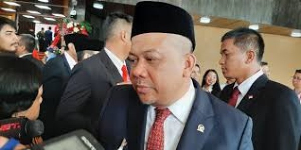 Fahri Hamzah: Imbauan Jokowi Untuk Papua Terlalu Datar