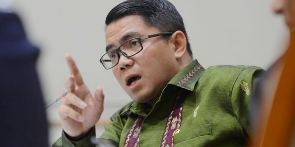 Tak Berhak Menolak Revisi, DPR Tegaskan KPK Hanya Pelaksana UU