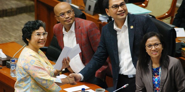 Calon Pimpinan KPK Lili Pintauli Siregar