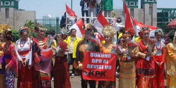 Dukung Revisi UU KPK