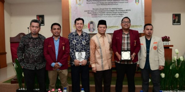 HIdayat Nur Wahid : Generasi Muda Indonesia Jangan Apatis, Pelajari, Teladani Pejuang Dan Pendiri Bangsa