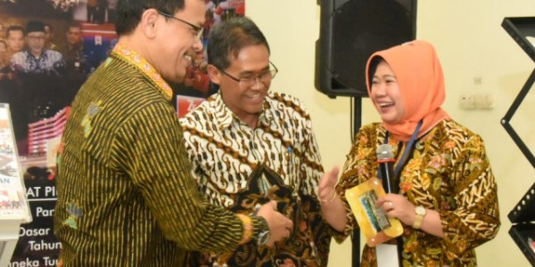 MPR Hadir Di Festival Konstitusi Dan Anti Korupsi Di UGM Yogyakarta