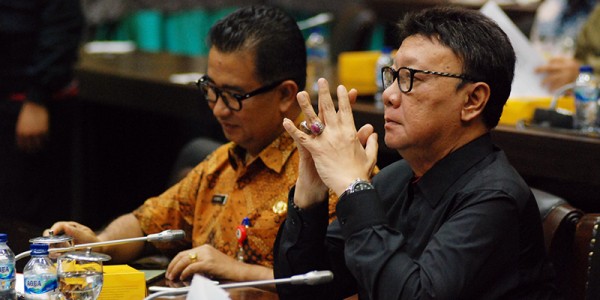 Mendagri Raker Dengan Baleg DPR