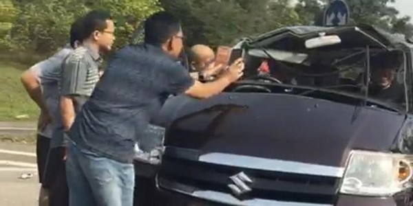 Tiga Orang Tewas Dalam Kecelakaan di Tol Jagorawi