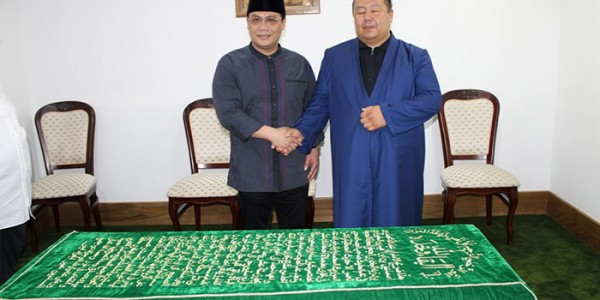 Wakil Ketua MPR RI    Ahmad Basarah : Bungkarno Dibalik Penemuan Makam Imam Bukhari