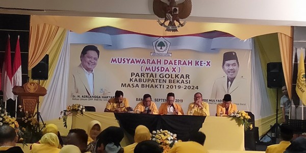 Aklamasi, Eka Supria Atmaja Pimpin Golkar Kabupaten Bekasi