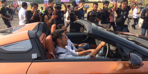 Disetiri Mobil Oleh Pembalap Nasional Jadi Pengalaman Luar Biasa Buat Anies