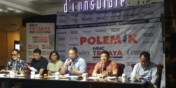 Revisi UU KPK Juga Ditolak Masyarakat, Kenapa Hanya RKUHP yang Ditunda