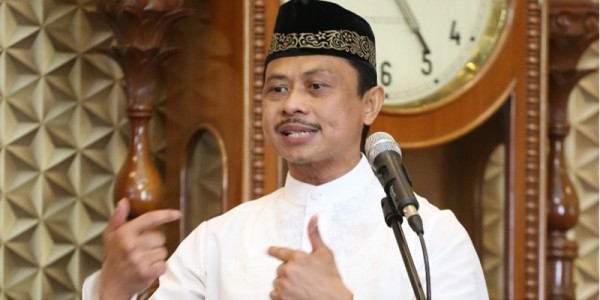 Meluruskan Yang Tidak Lurus