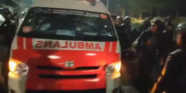 Ambulans Isi Batu, Polisi Akui Salah
