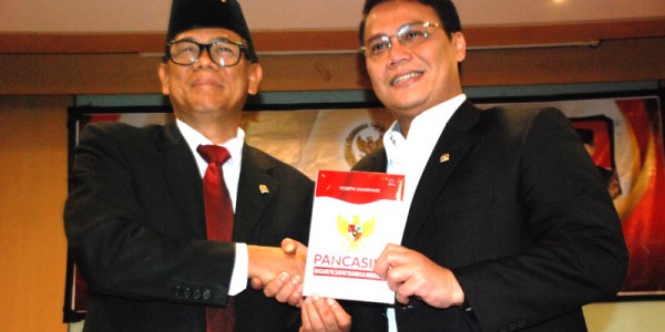 Yosep Umarhadi Luncurkan Buku