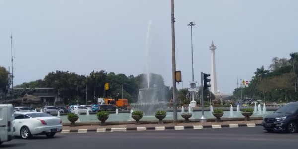 Usai Aksi Bubar, Jalan Sekitar Patung Kuda Mulai Lancar