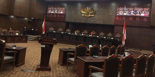 MK Gelar Sidang Uji Materi UU KPK