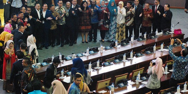 Akhir Masa Sidang Anggota DPR 2019