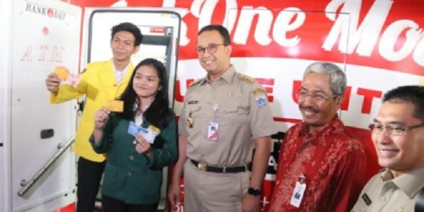 Anies Salurkan KJMU Ke 5.061 Mahasiswa, Setiap Mahasiswa Dapat 18 Juta