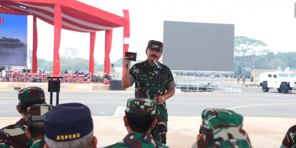 Panglima TNI Tinjau Gladi Kotor Upacara HUT ke-74 TNI