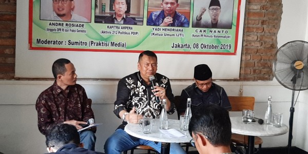Kapitra: Jokowi Tak Perlu Libatkan Lembaga Penegak Hukum Untuk Pilih Menteri