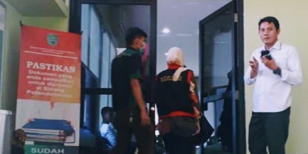 Kantor BKAD Digeledah Tim Penyidik Kejari Subang
