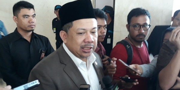 Fahri Hamzah Desak Aparat Usut Tuntas Penyerangan Wiranto Sampai ke Akarnya