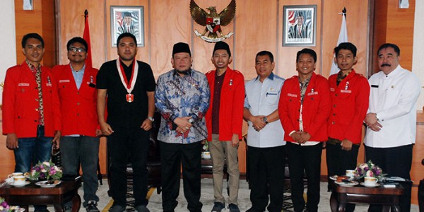 Ketua DPD RI Lanyala Mahmud Mattalitti  Minta Mahasiswa Ikut Dorong Percepatan Pembangunan