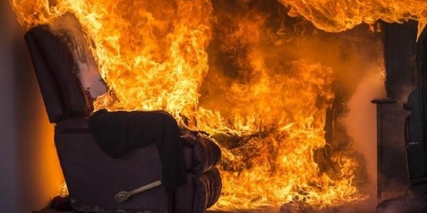 Bom Mobil Tewaskan Tiga Anak-anak