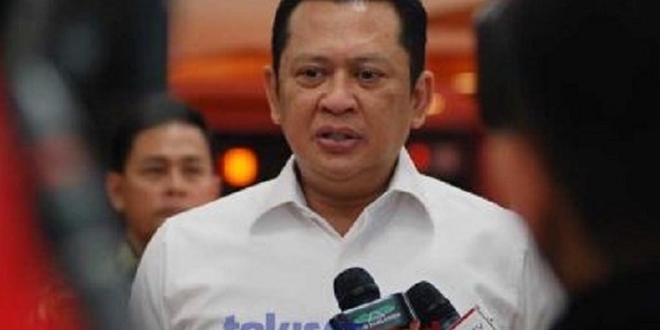 Ketua MPR Ajak Masyarakat Syukuri Pelantikan Presiden