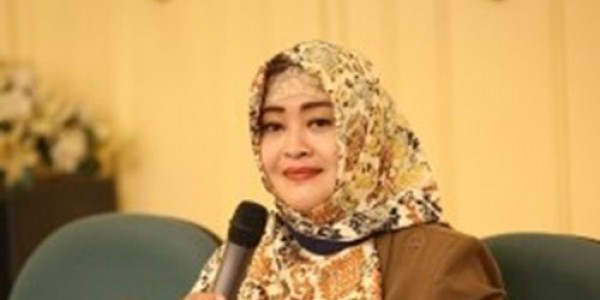 Fahira Idris : Periode Kedua, Jokowi Menanggung Beban Ganda