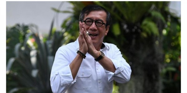 Jokowi Kembali Percayakan Posisi Menkumham Pada Yasonna Laoly