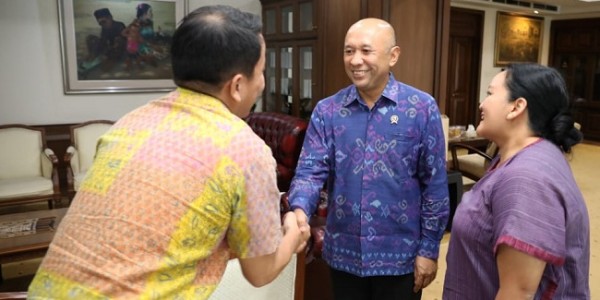 Tingkatkan Digitalisasi UMKM, Kemenkop Gandeng Gojek  