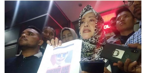 Unggah Meme Anies Wajah Joker, Fahira Idris Polisikan Ade Armando