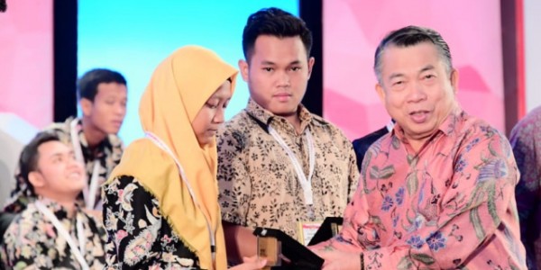 SMAN I Brebes Melaju Ke Grandfinal Cerdas Cermat MPR