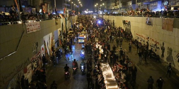 Rumah Milik Tiga Anggota Parlemen Dibakar Demonstran