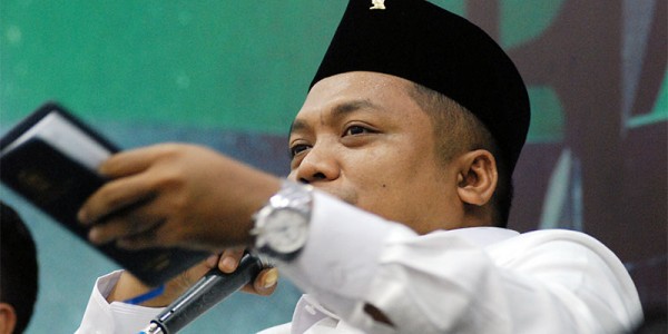 " Memaknai Semangat Hari Pahlawan " Sampai Keringat Mengucur
