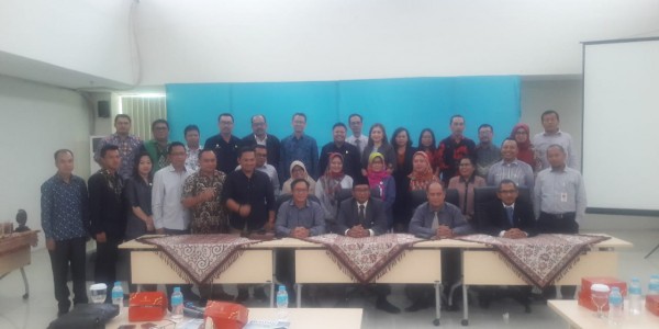 Kunjungi PDAM Tirta Bhagasasi Bekasi, Pansus DPRD Kabupaten Sanggau Diterima Dirut Usep Rahman Salim