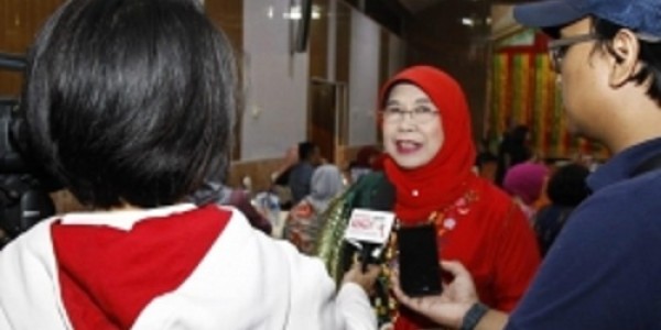 DPD RI Dorong Songket Silungkang Bisa Go International