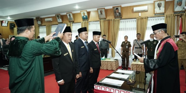 Wakapolres Tebing Tinggi Hadiri Pelantikan Pimpinan Dan Anggota DPRD Kota Tebing Tinggi 