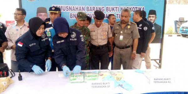 BNNP Jatim Musnahkan Sabu Seberat 5206,7 gram