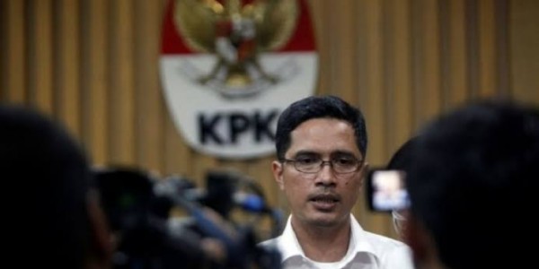 KPK Ingatkan Stafsus Presiden dan Wapres Tak Terima Suap