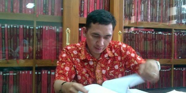 Jaksa Agung OTT, Sikat Anak Buahnya Sendiri.