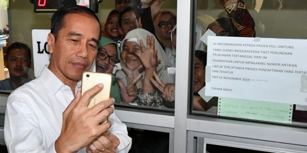 Ketegasan Jokowi Dukung Hukuman Mati Bagi Koruptor Terdengar Garing!